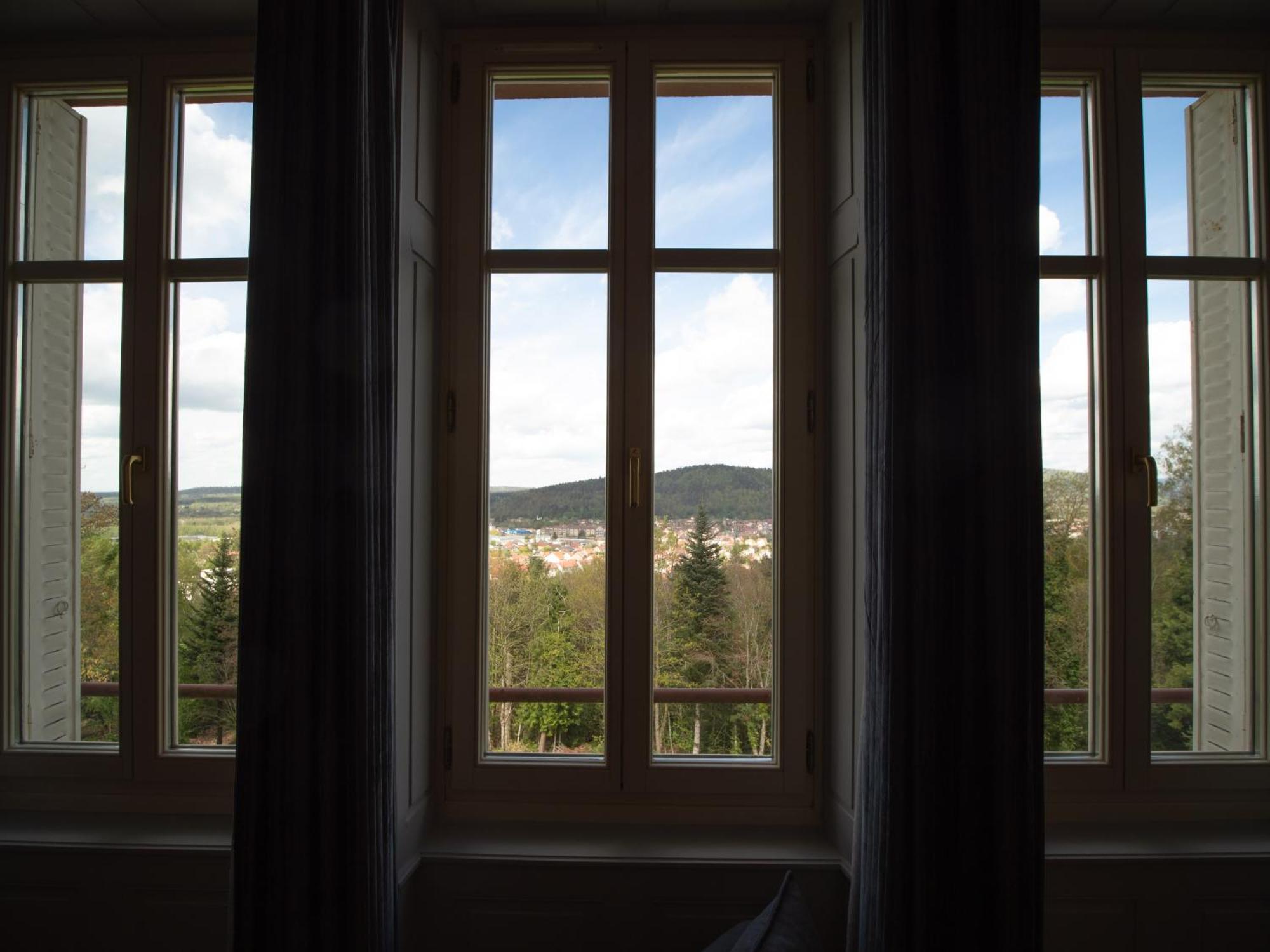 Chateau Robert Raon-lʼÉtape エクステリア 写真