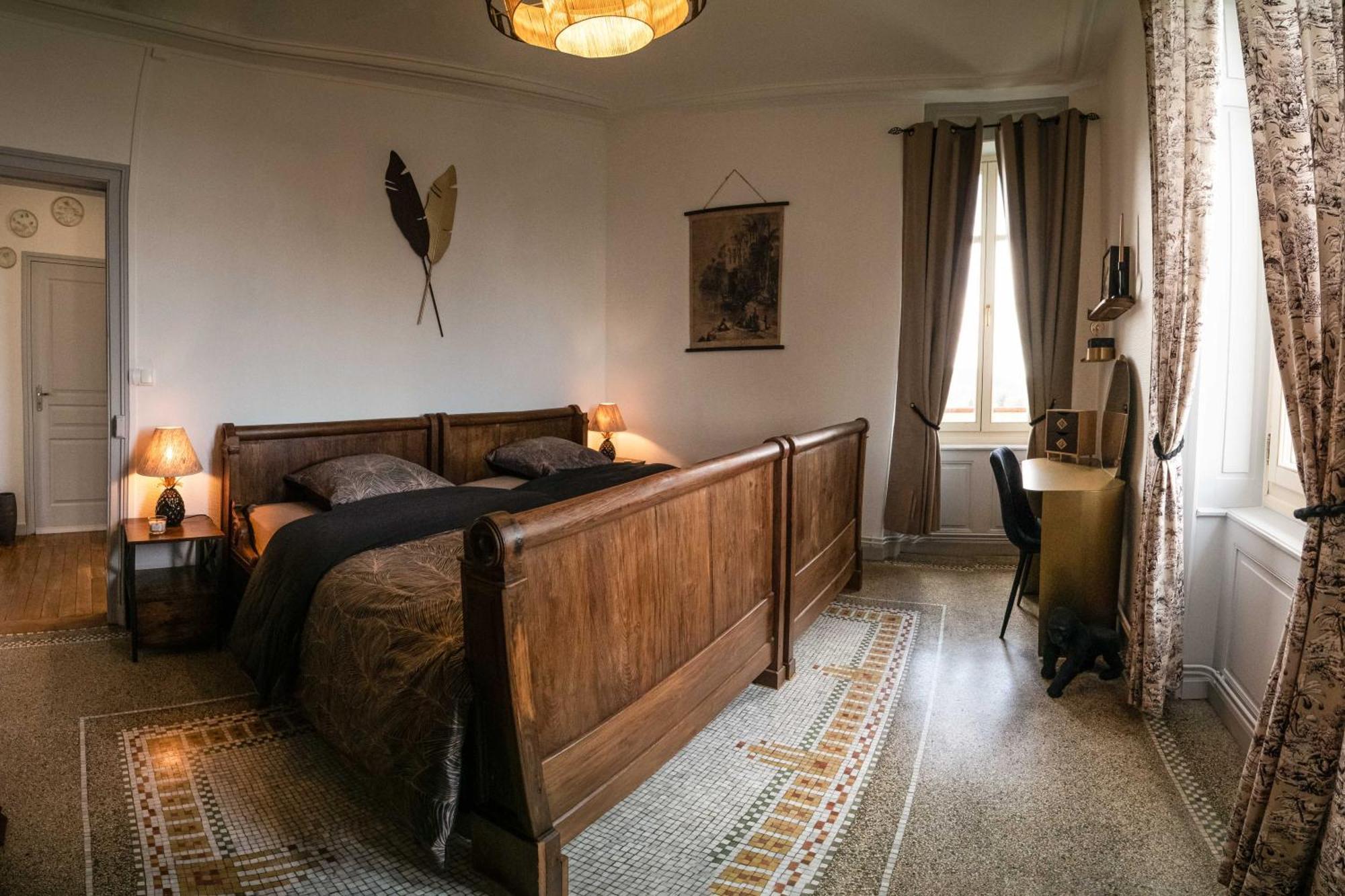 Chateau Robert Raon-lʼÉtape エクステリア 写真